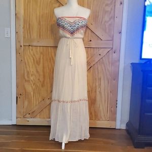 Flying Tomato maxi dress